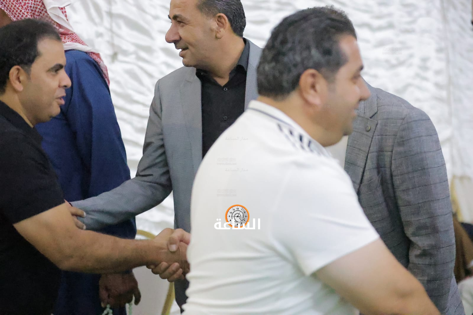 Madar Al-Saa Images 0.6559966395259816