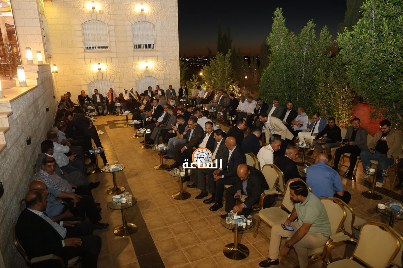Madar Al-Saa Images 0.32736098436810723