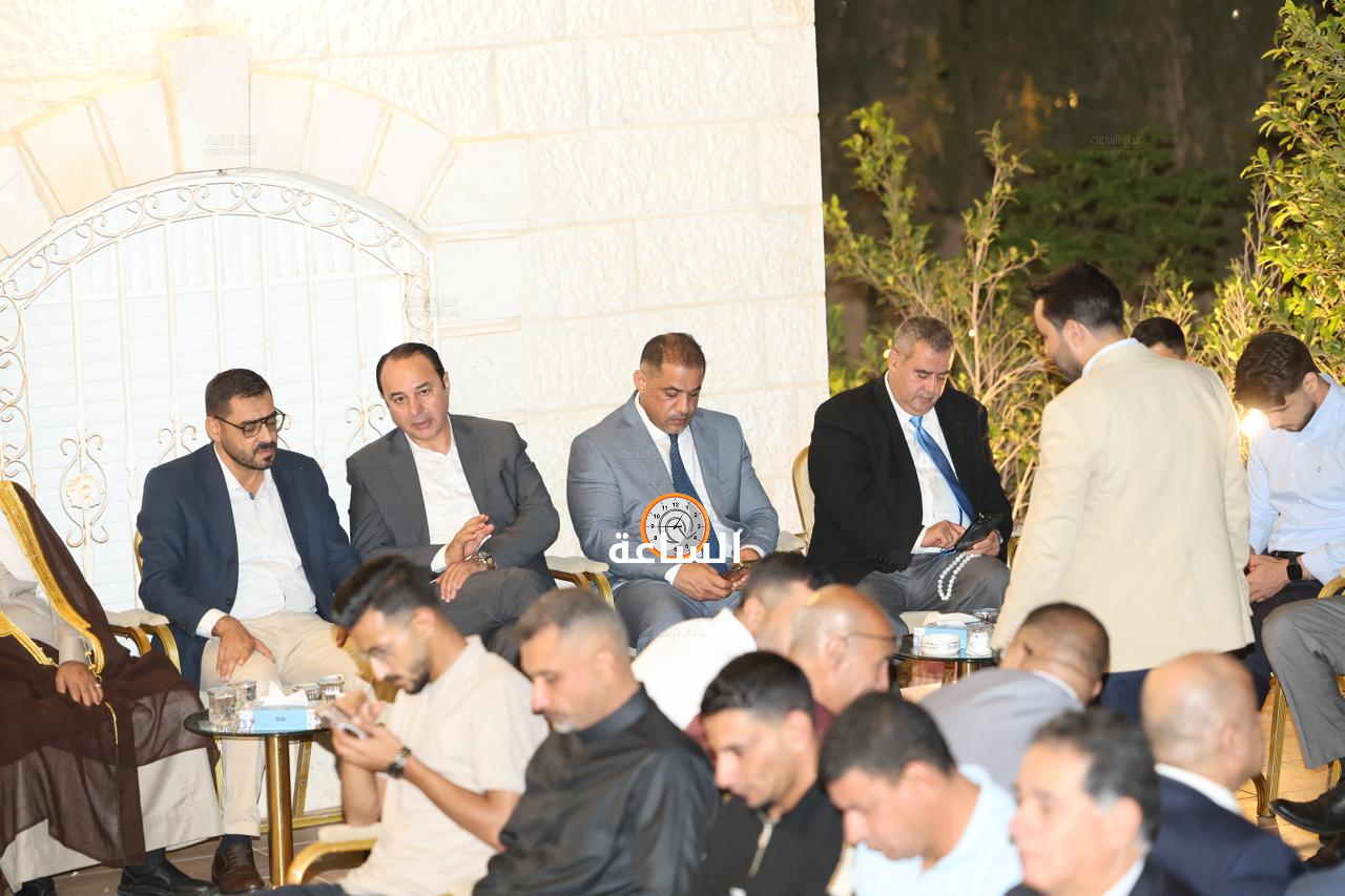 Madar Al-Saa Images 0.8680882408070676