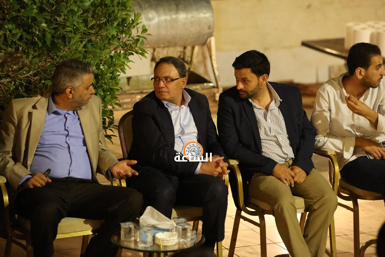 Madar Al-Saa Images 0.6724508267006368