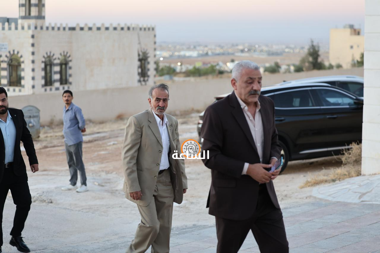 Madar Al-Saa Images 0.02547226789347601