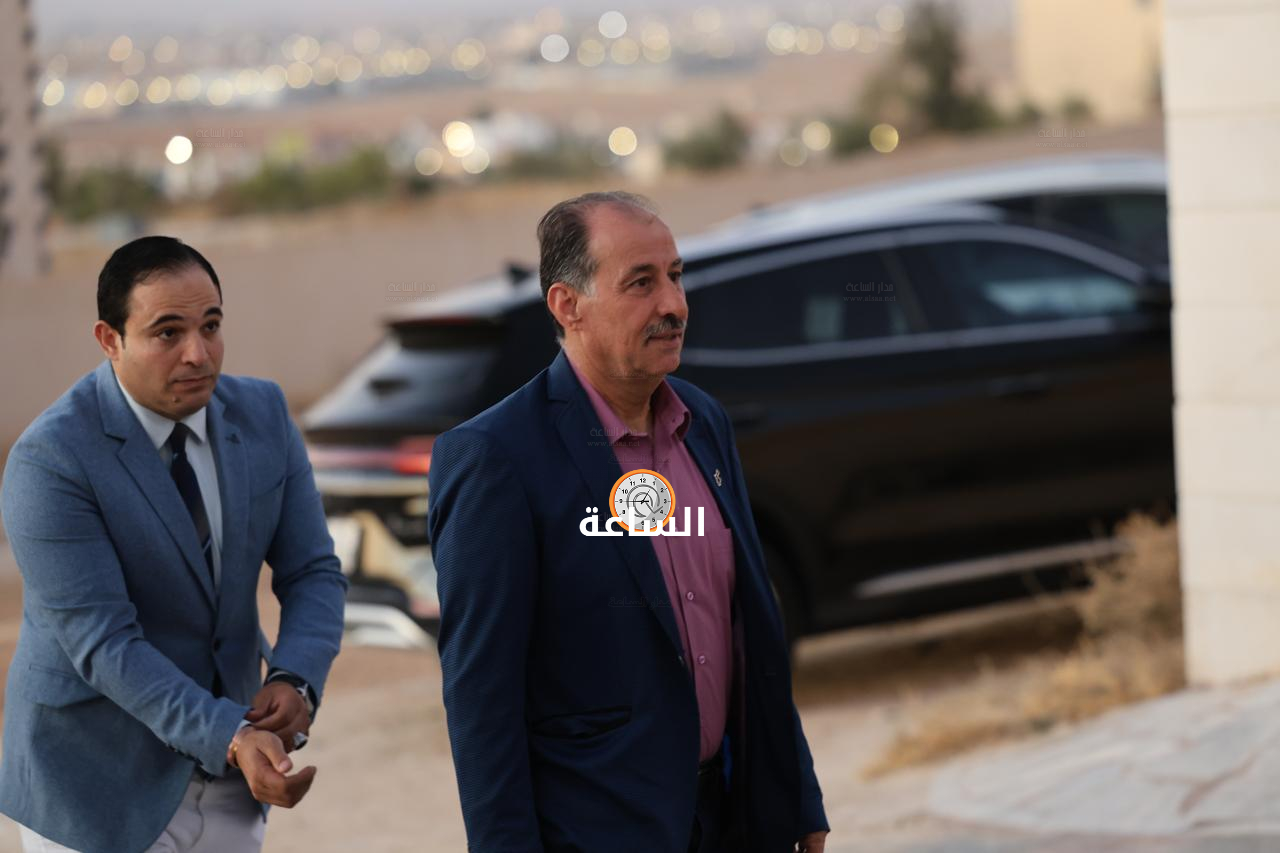 Madar Al-Saa Images 0.0953810518361623