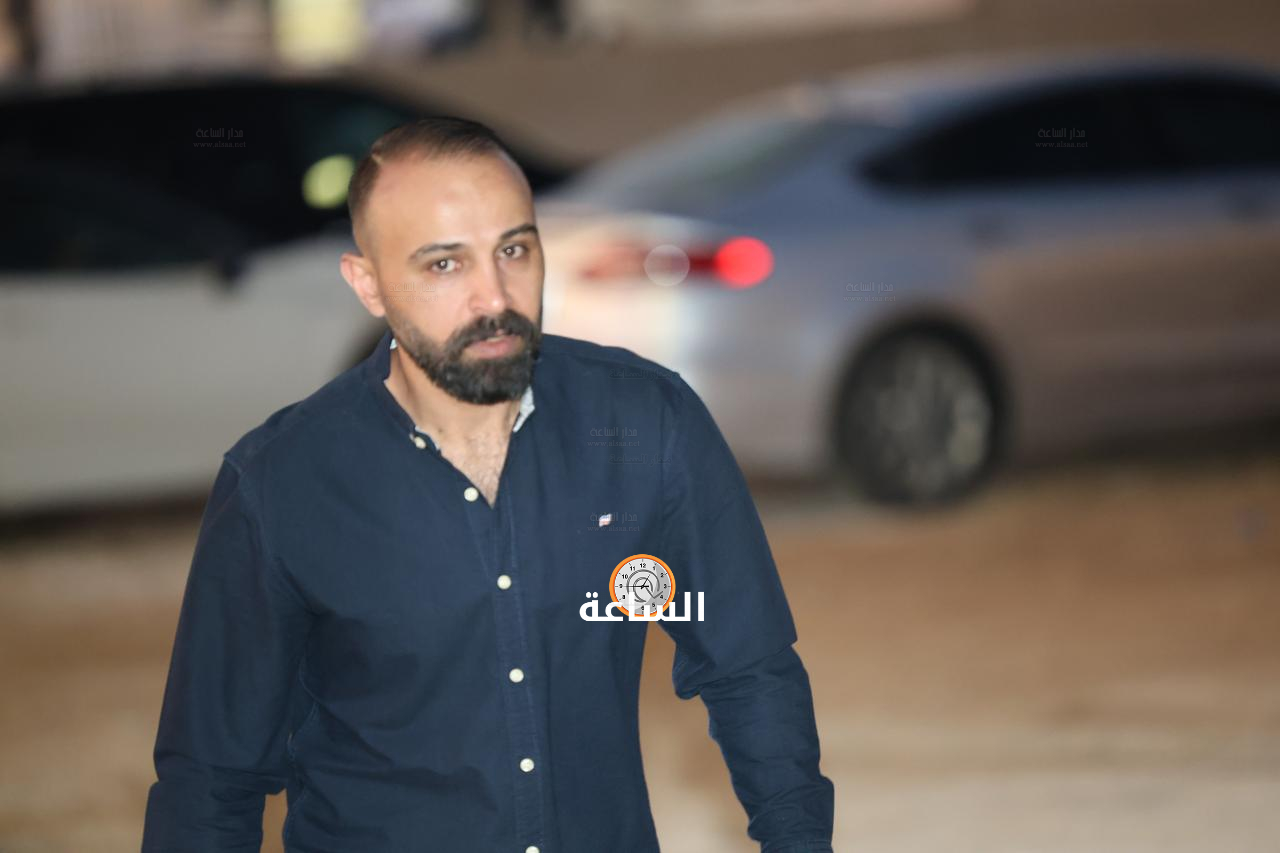 Madar Al-Saa Images 0.823782629038785