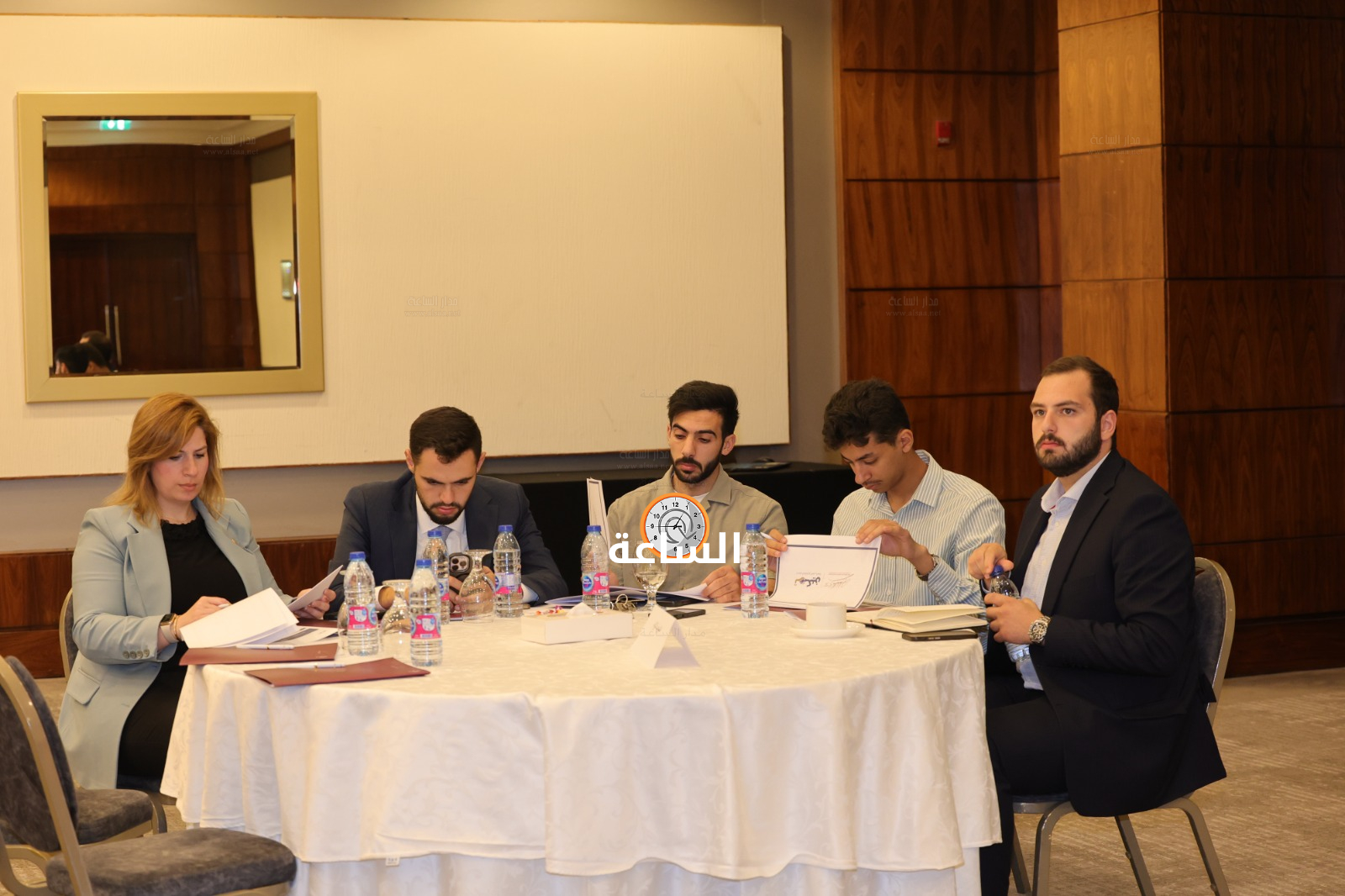 Madar Al-Saa Images 0.3993916965228579
