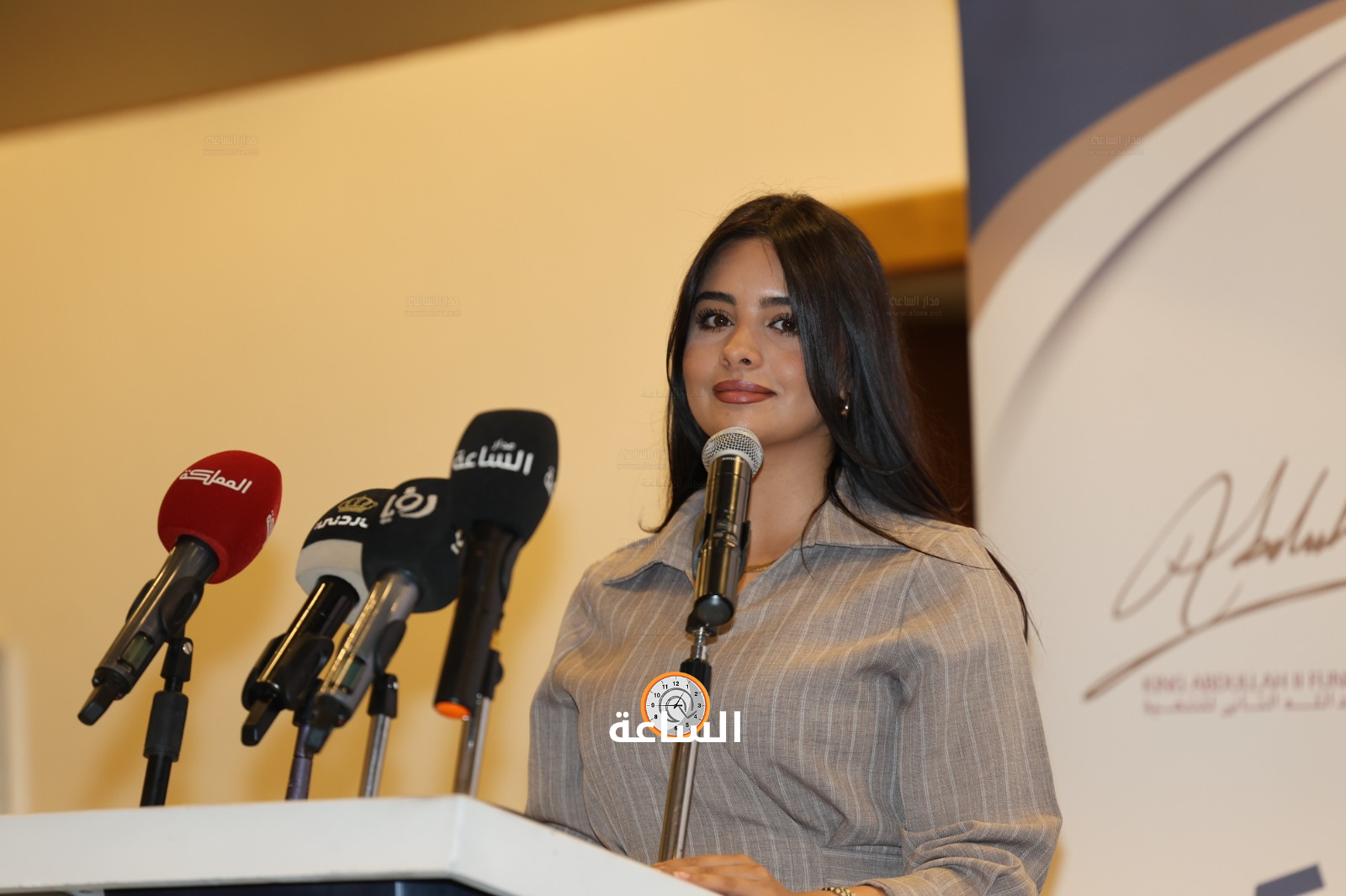 Madar Al-Saa Images 0.802326731621988