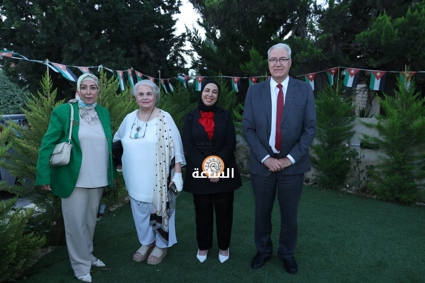 Madar Al-Saa Images 0.746262357748827
