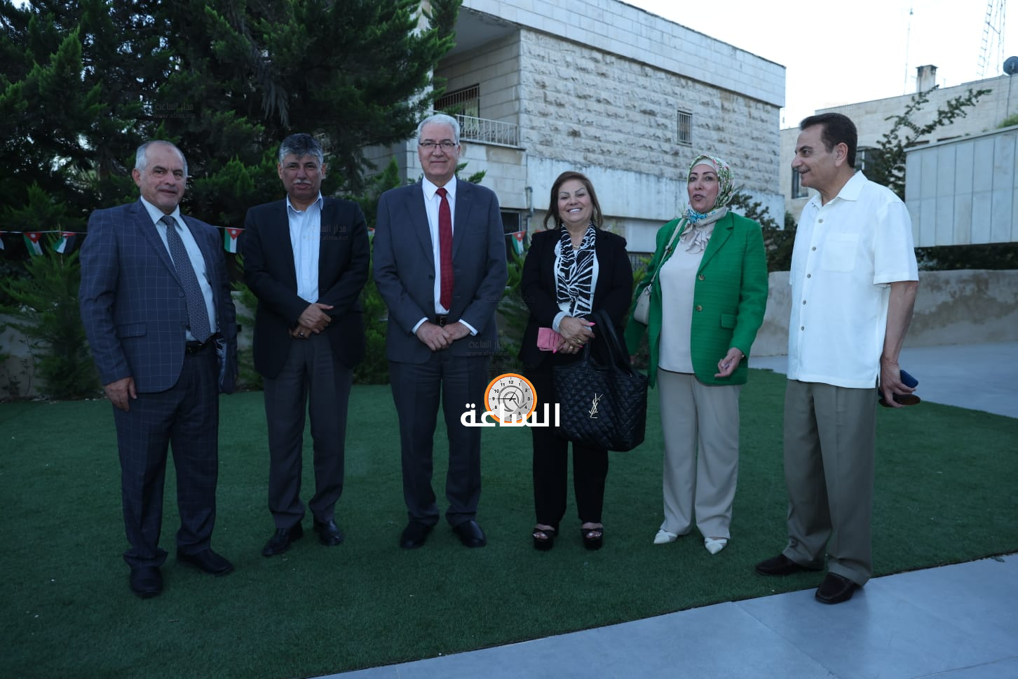 Madar Al-Saa Images 0.2724118165276065