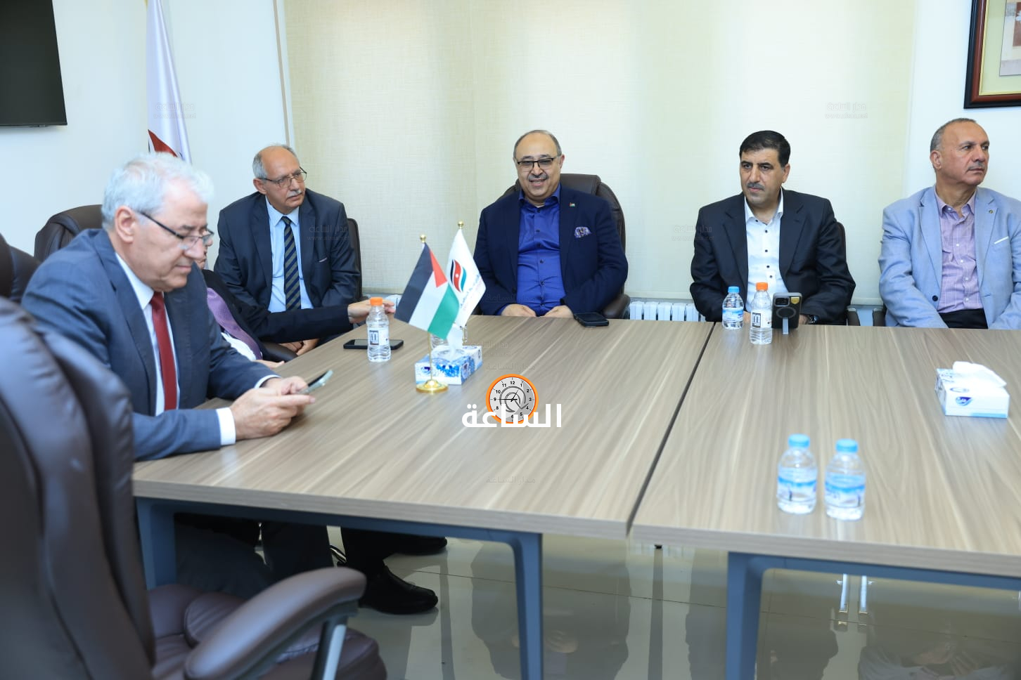Madar Al-Saa Images 0.5457058845584822