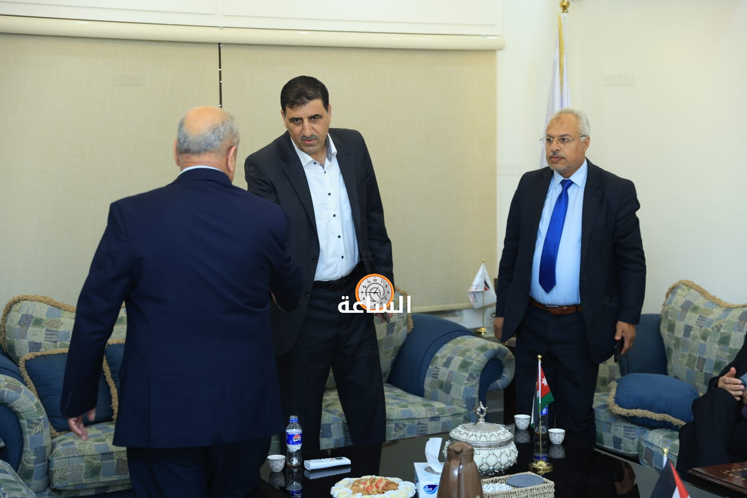 Madar Al-Saa Images 0.6865427515013914