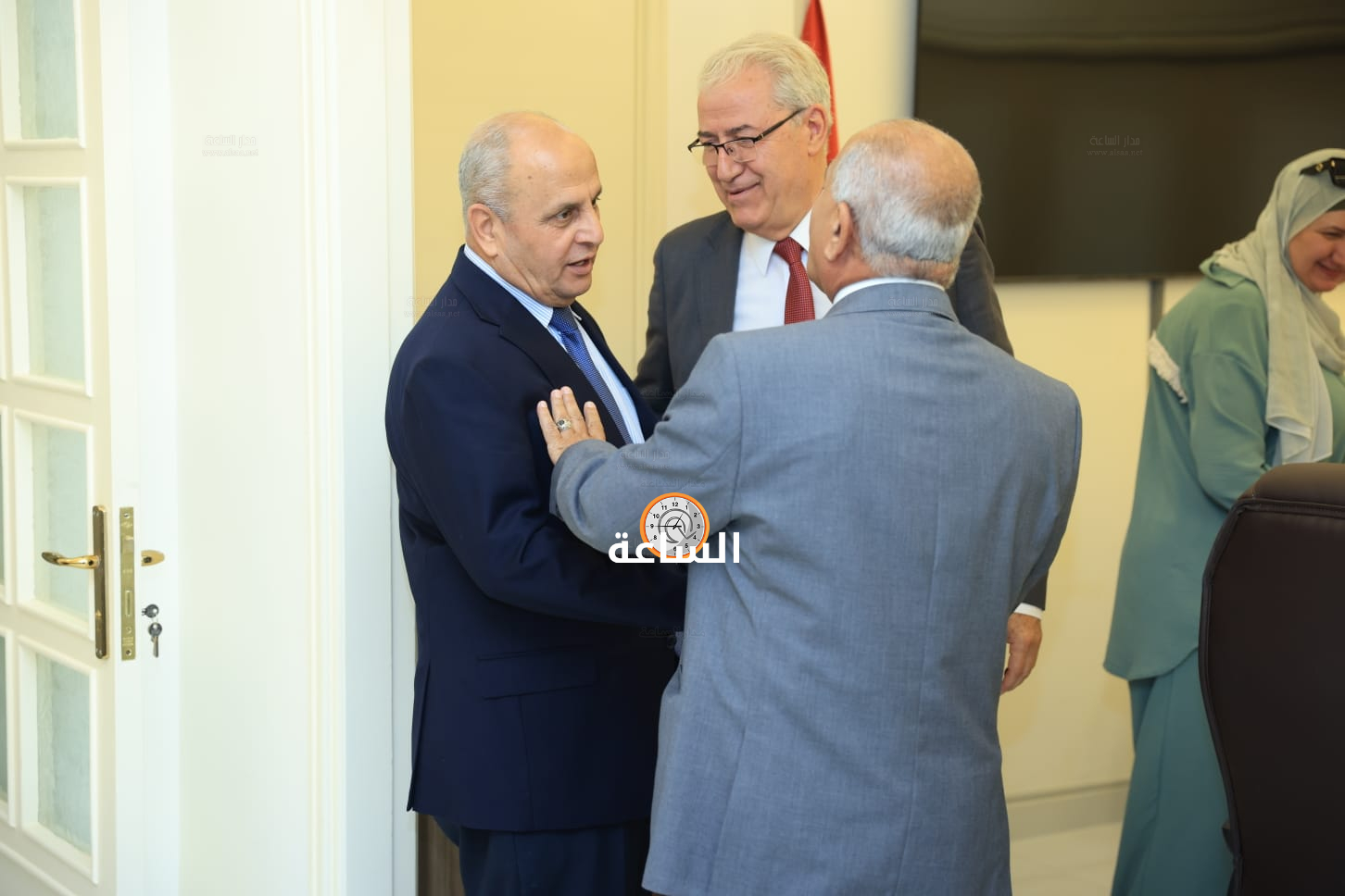 Madar Al-Saa Images 0.5117021510646714