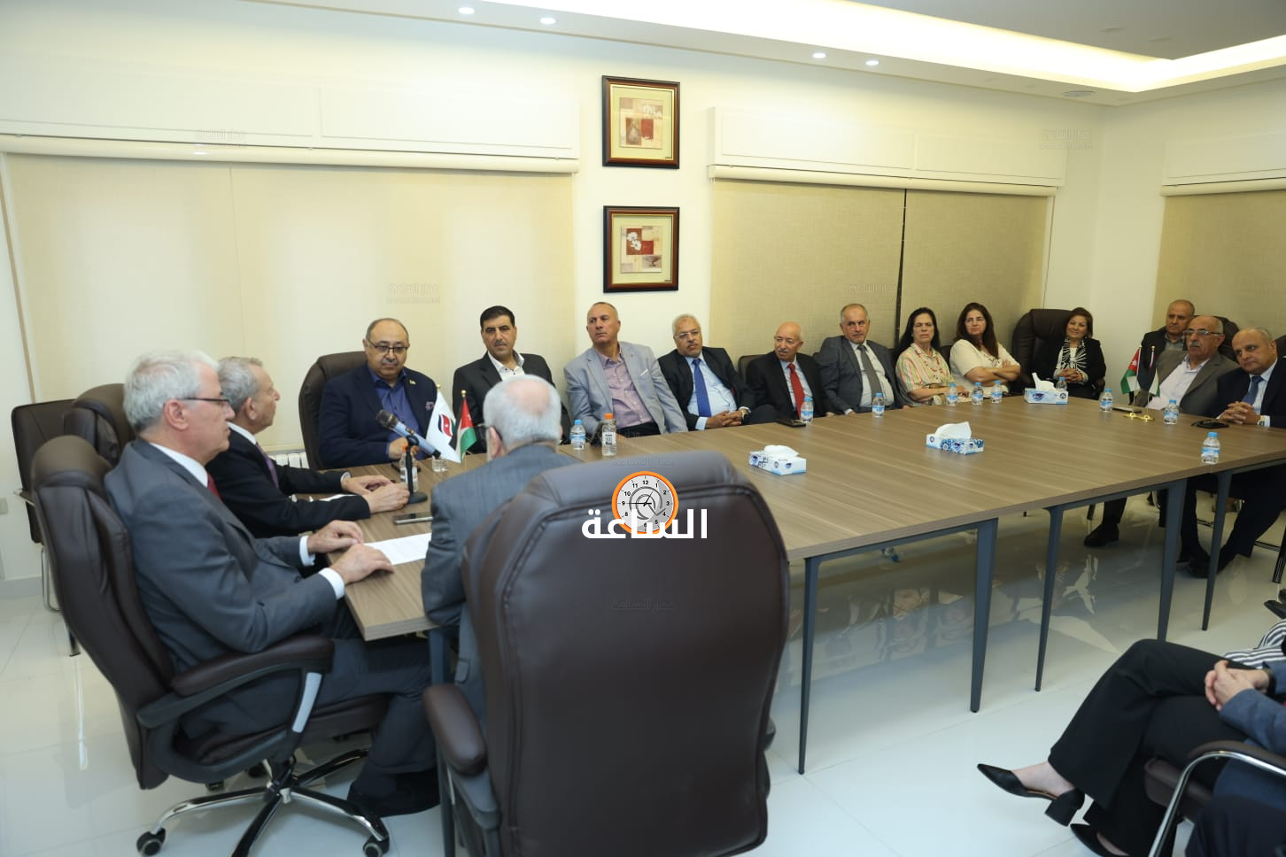 Madar Al-Saa Images 0.25222917473699946