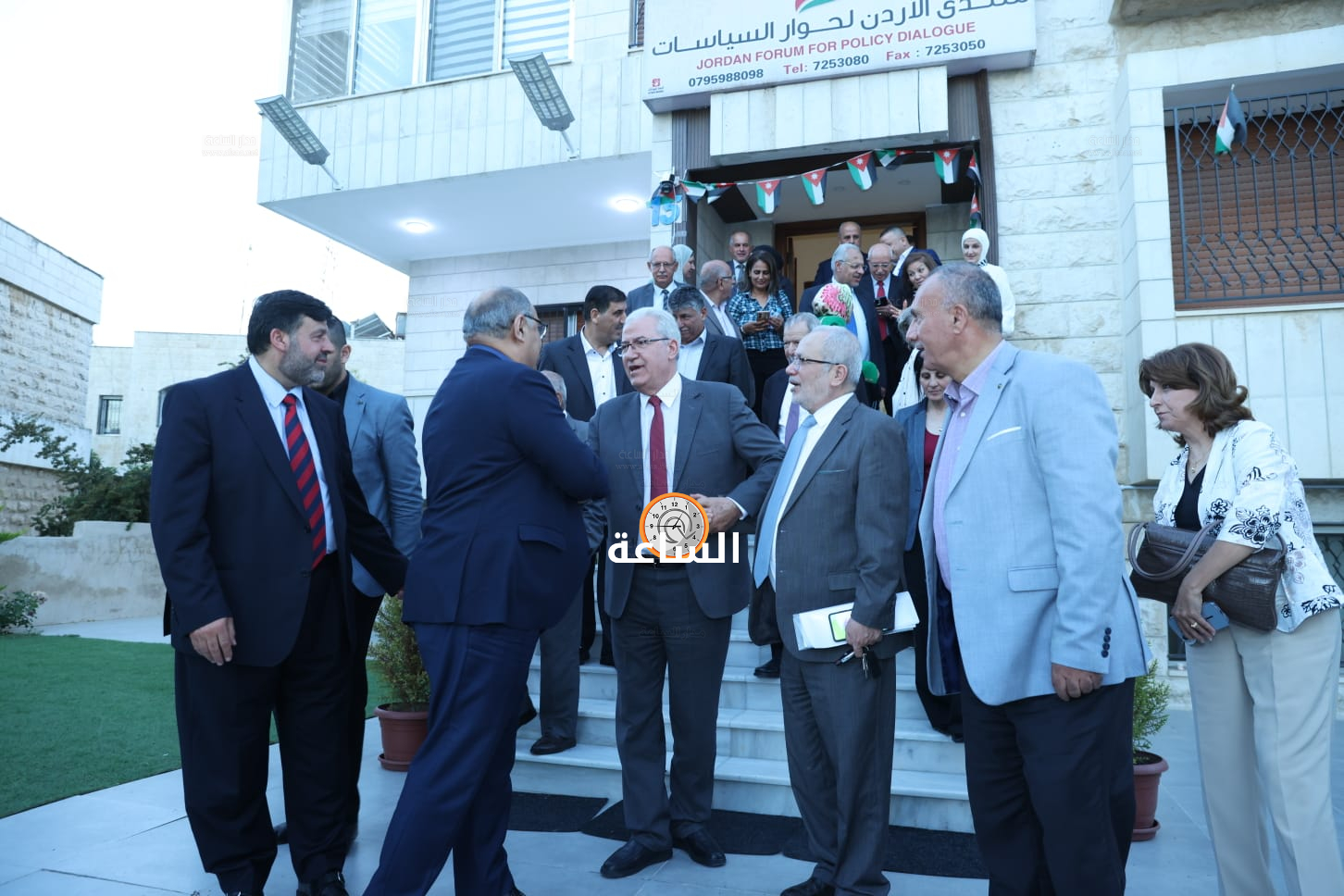 Madar Al-Saa Images 0.4579236440098762