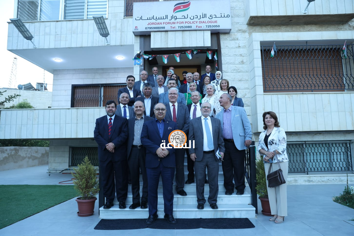 Madar Al-Saa Images 0.4349703307044829