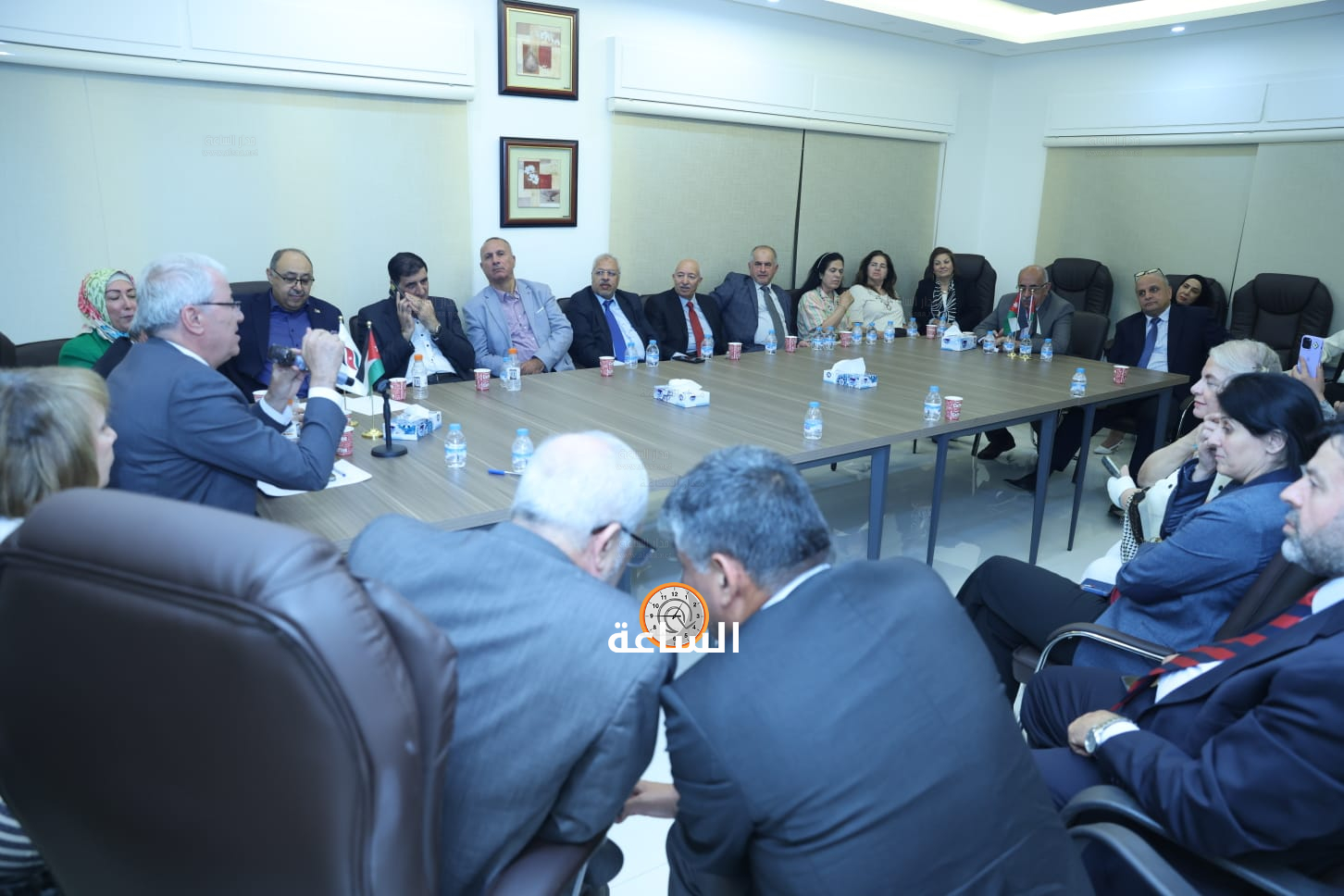 Madar Al-Saa Images 0.01739934348347616