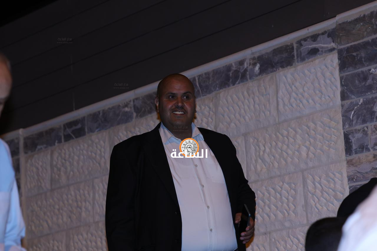 Madar Al-Saa Images 0.887550571962215