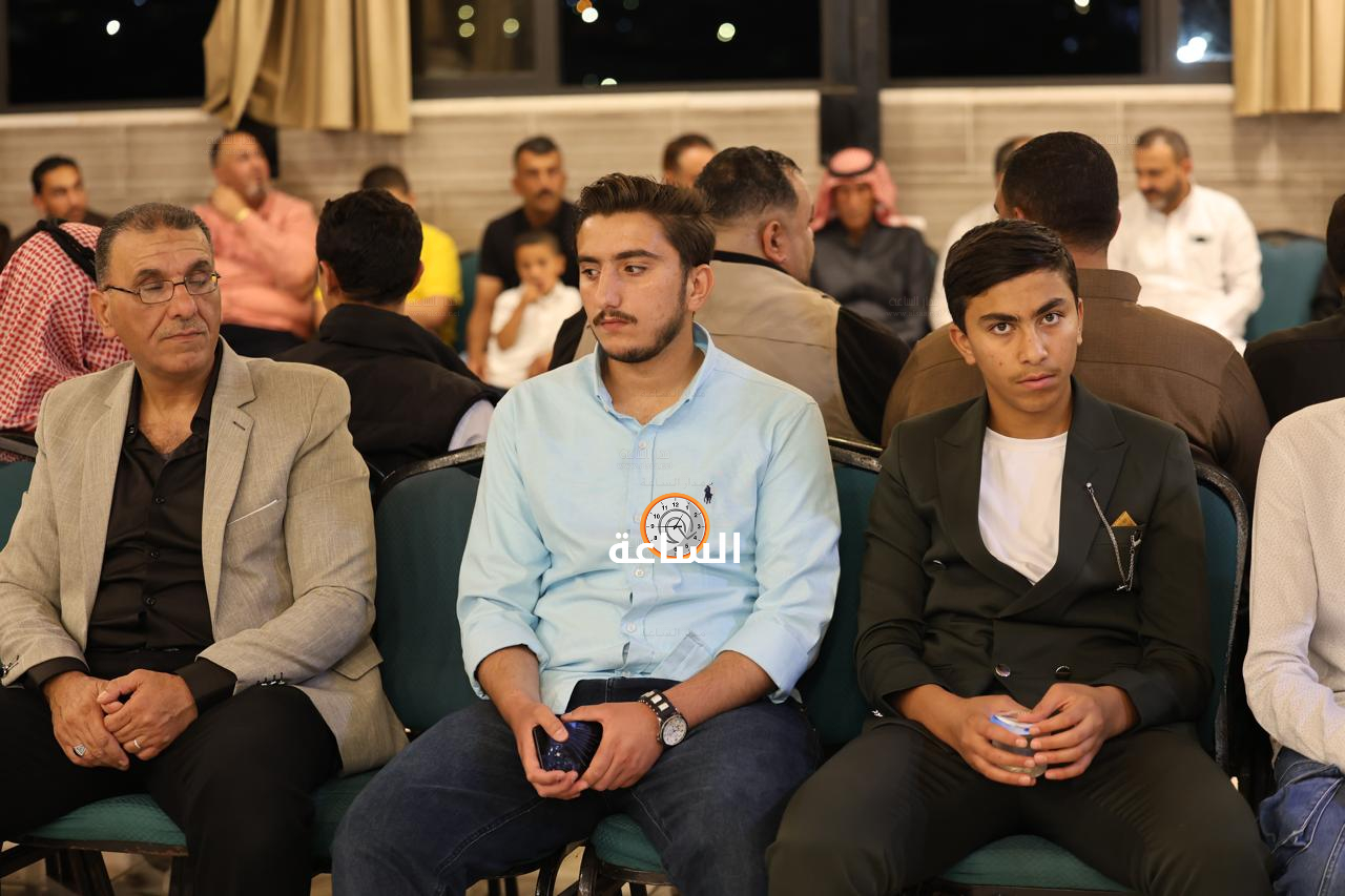 Madar Al-Saa Images 0.9415643130699698