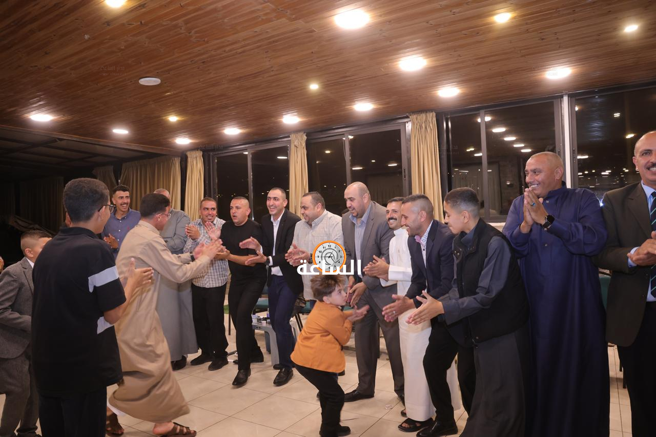 Madar Al-Saa Images 0.6274067087418135