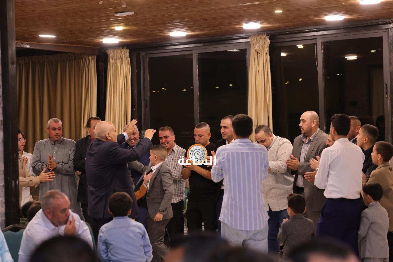 Madar Al-Saa Images 0.6137730340936525