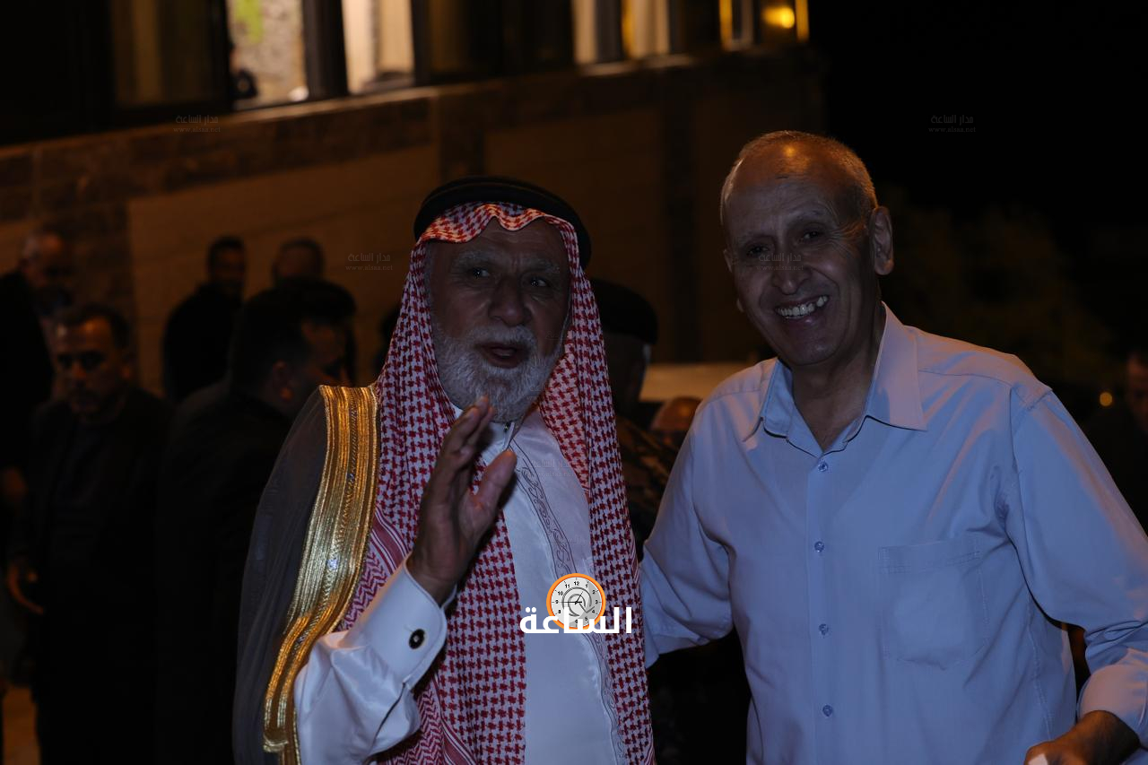 Madar Al-Saa Images 0.936221884813393