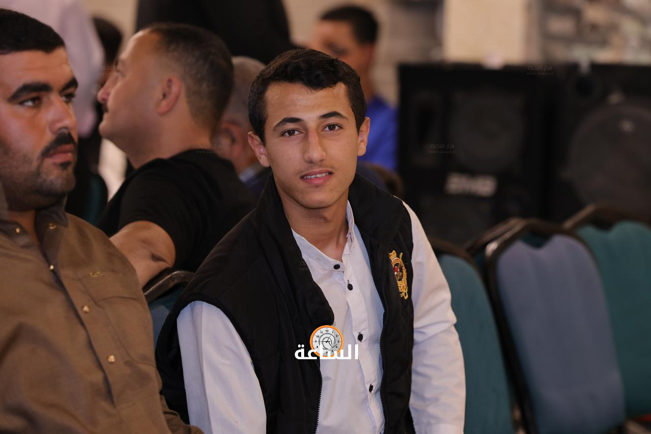 Madar Al-Saa Images 0.7874651058891385