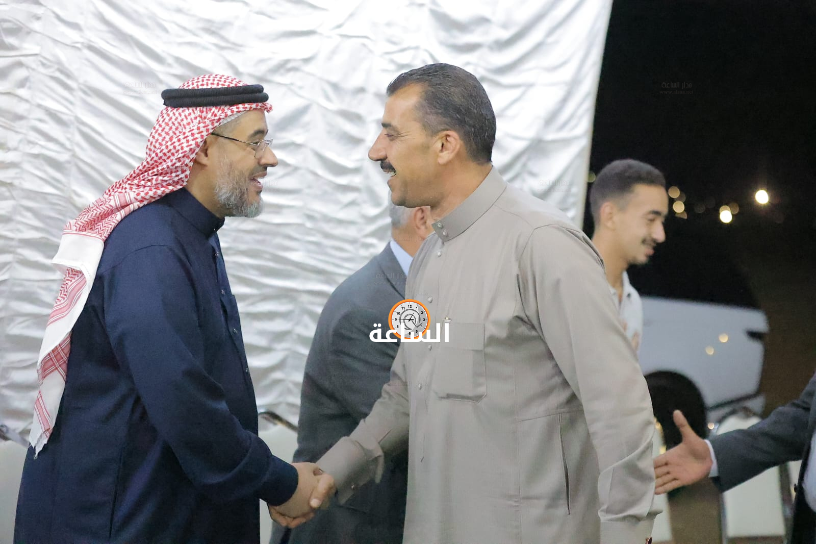Madar Al-Saa Images 0.38758613117221985