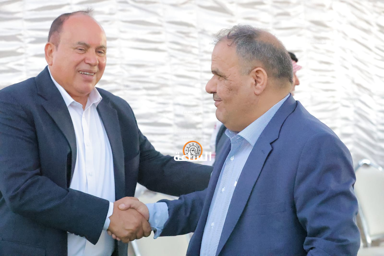 Madar Al-Saa Images 0.48332370005967573