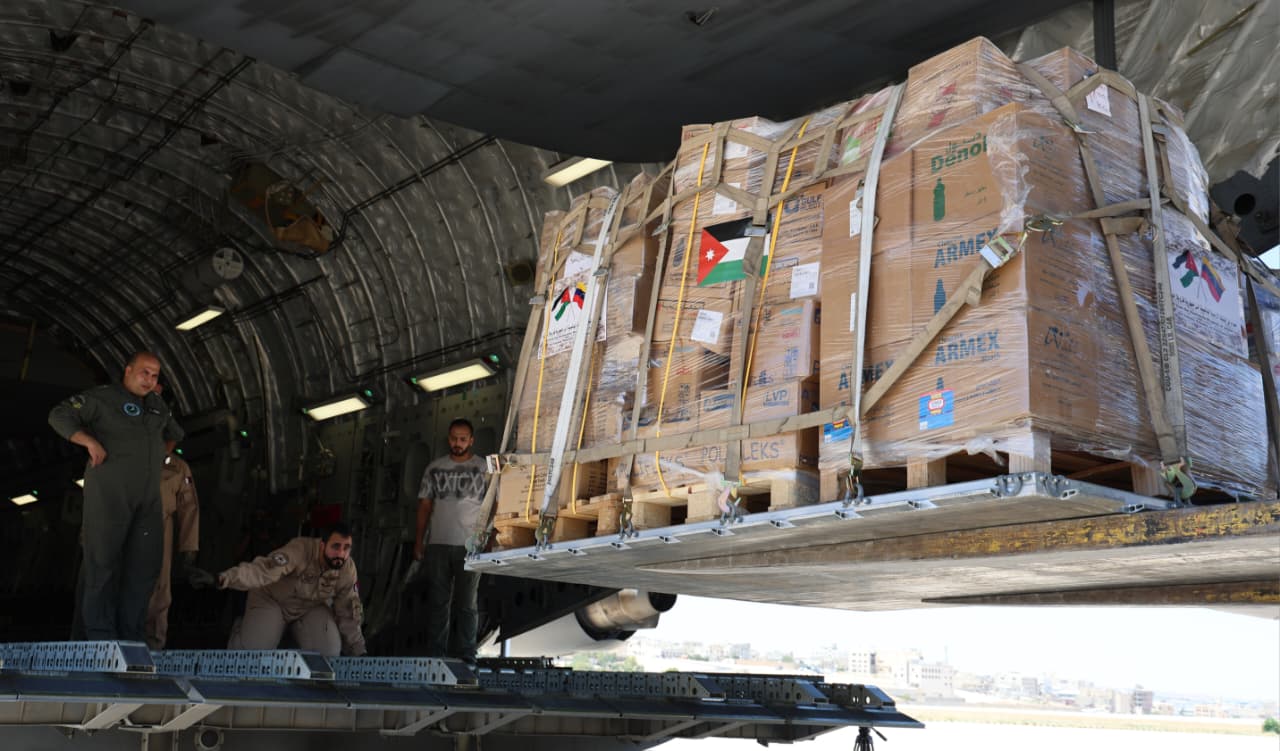 Madar Al-Saa Images 0.49190509604323174