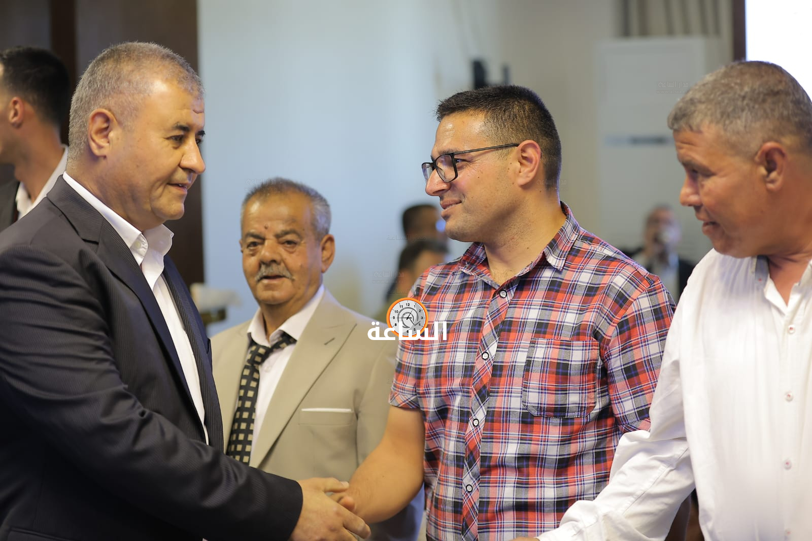 Madar Al-Saa Images 0.06458395992857635