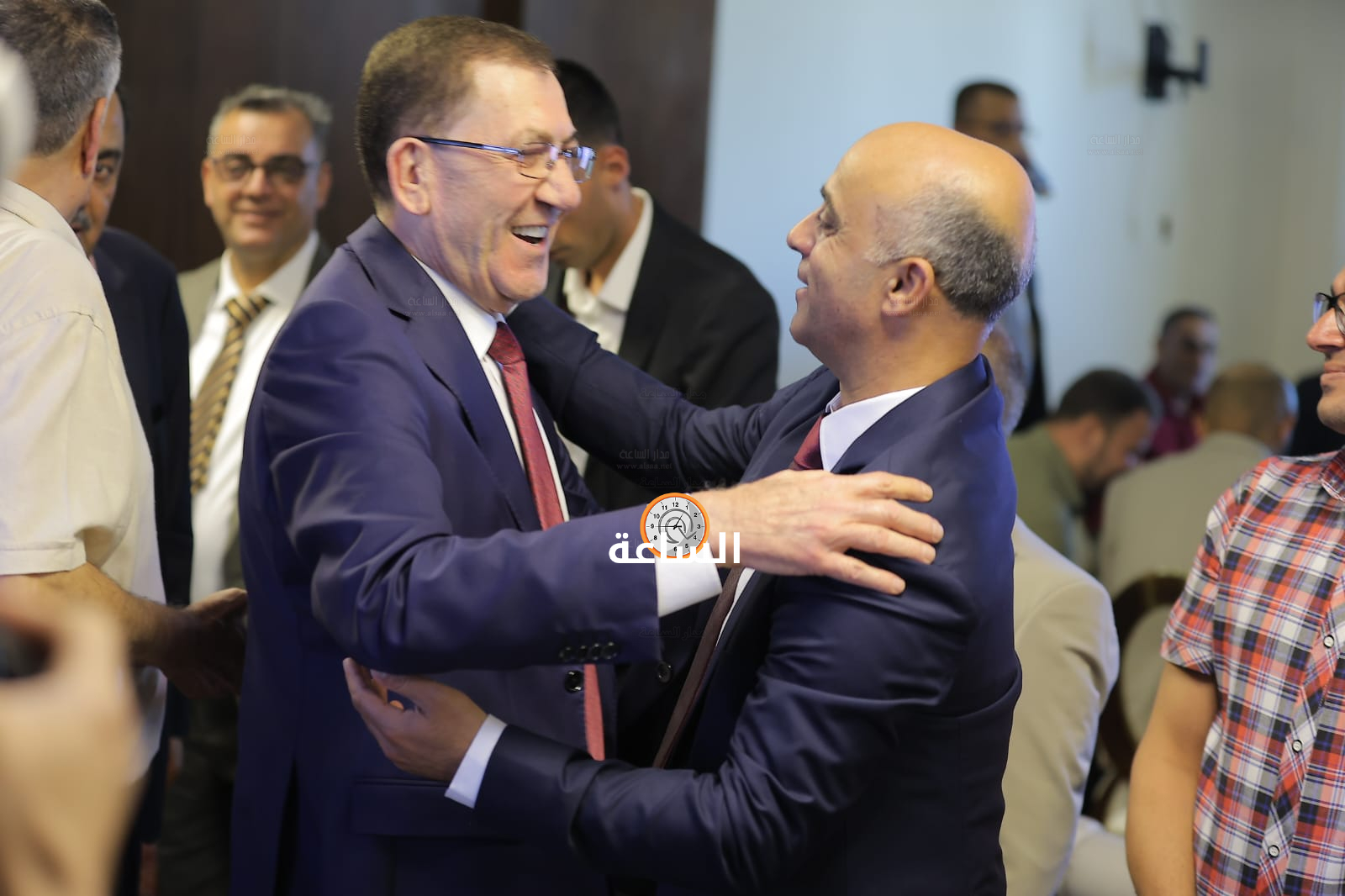 Madar Al-Saa Images 0.07545267766384756