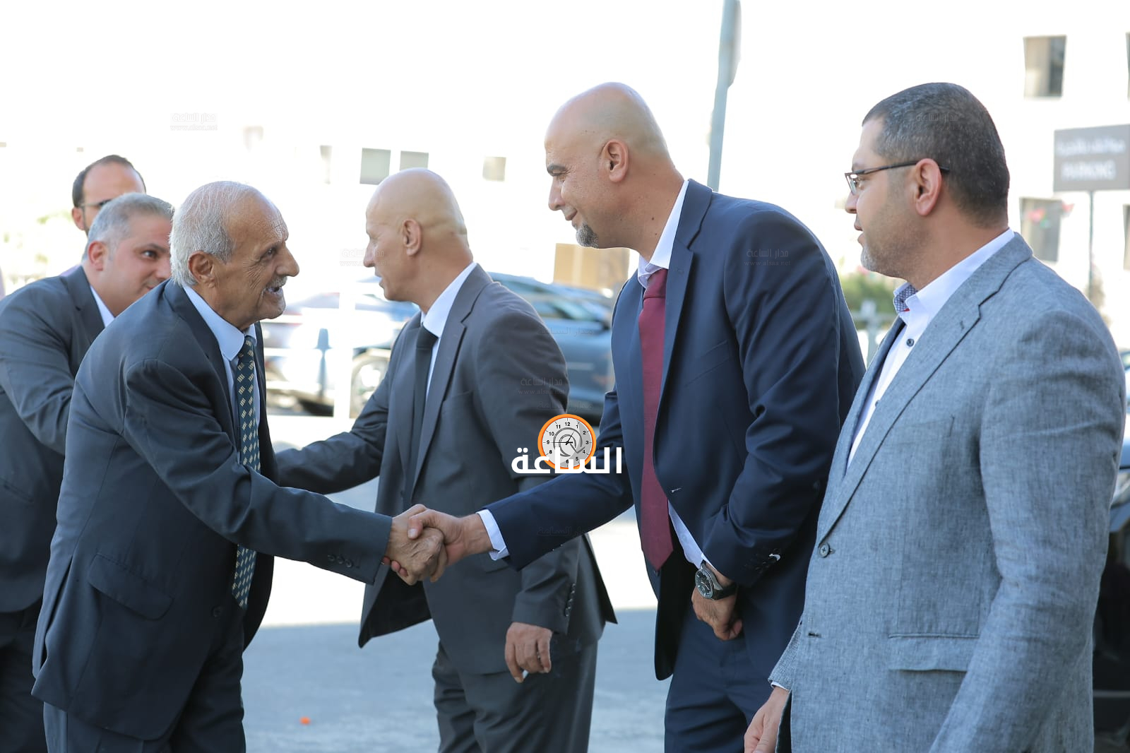 Madar Al-Saa Images 0.4374486814405669