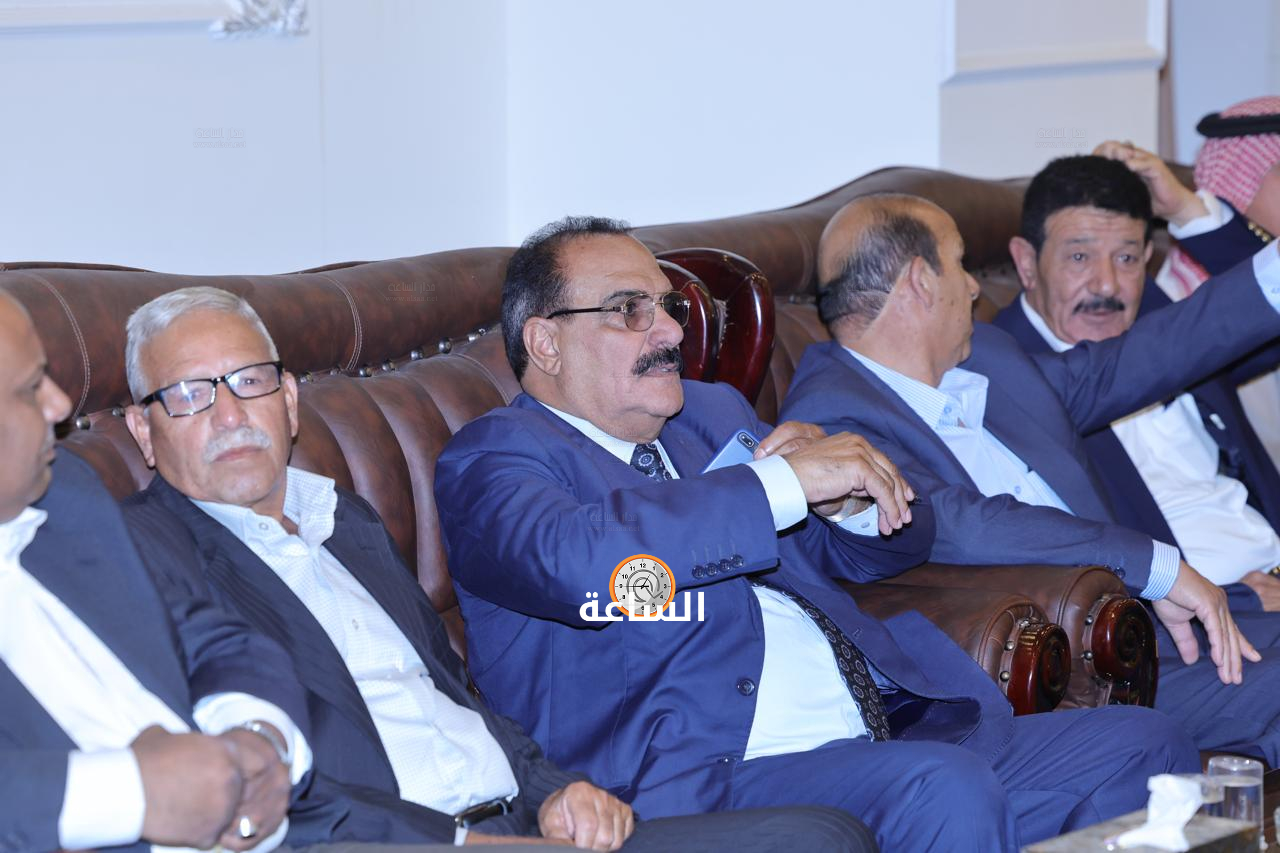 Madar Al-Saa Images 0.4177016856994107