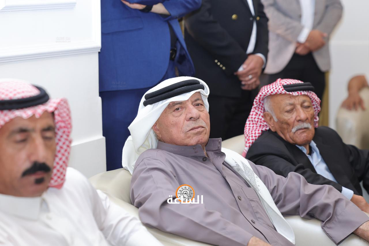 Madar Al-Saa Images 0.23442304419474524