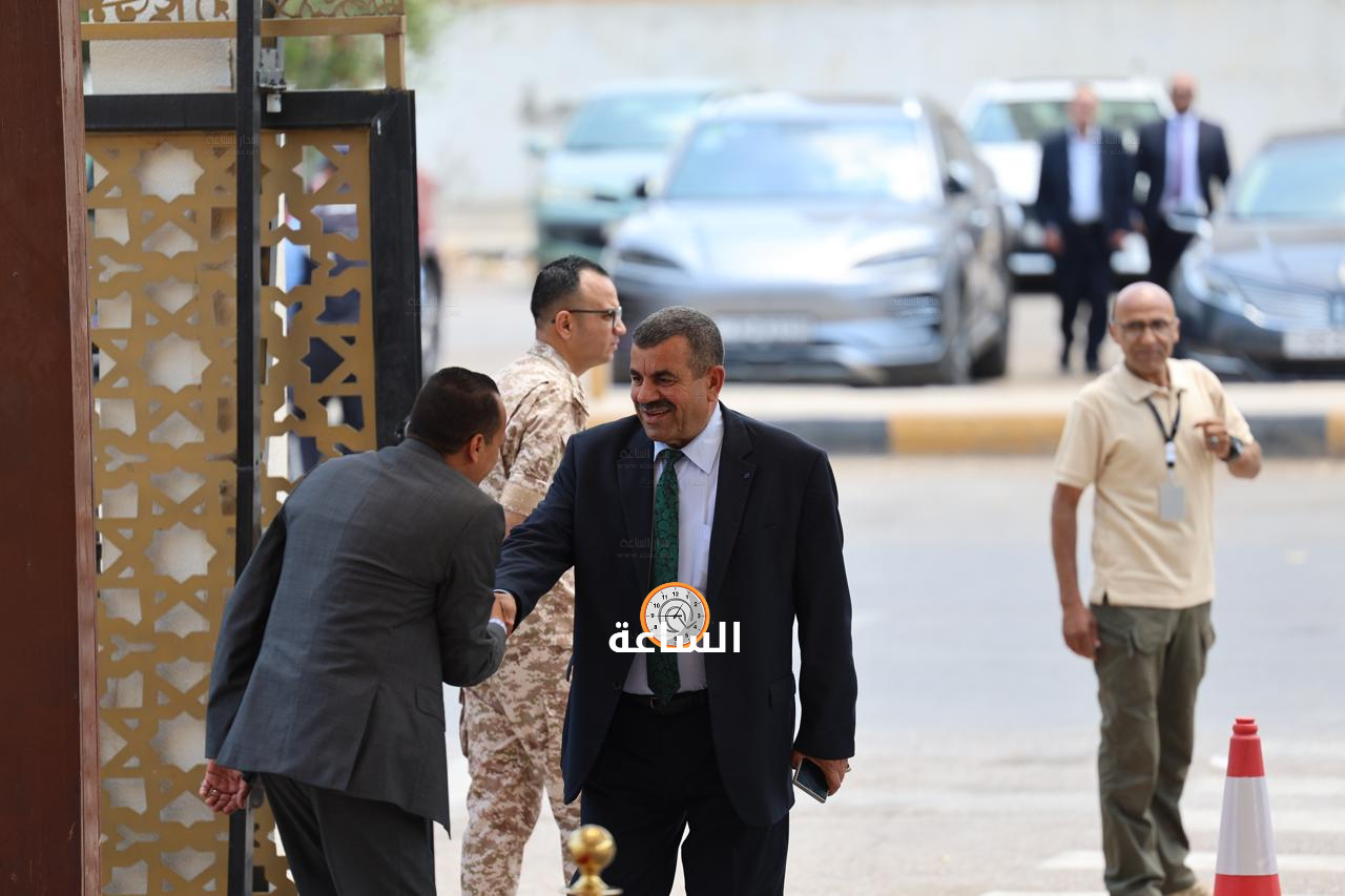 Madar Al-Saa Images 0.5248799160366647