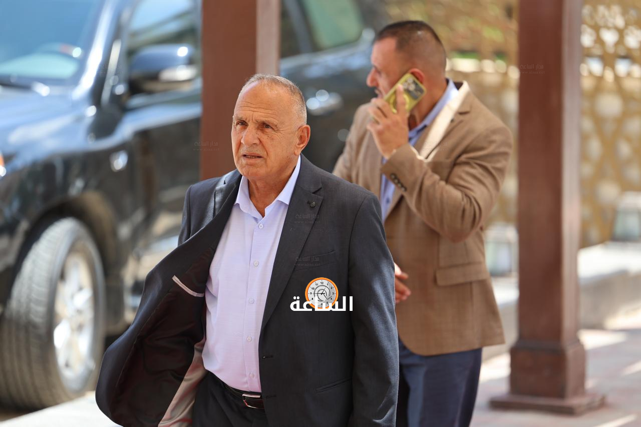 Madar Al-Saa Images 0.1661733564922706