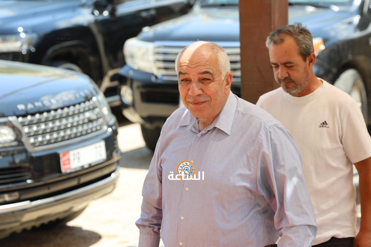 Madar Al-Saa Images 0.7069781514194882
