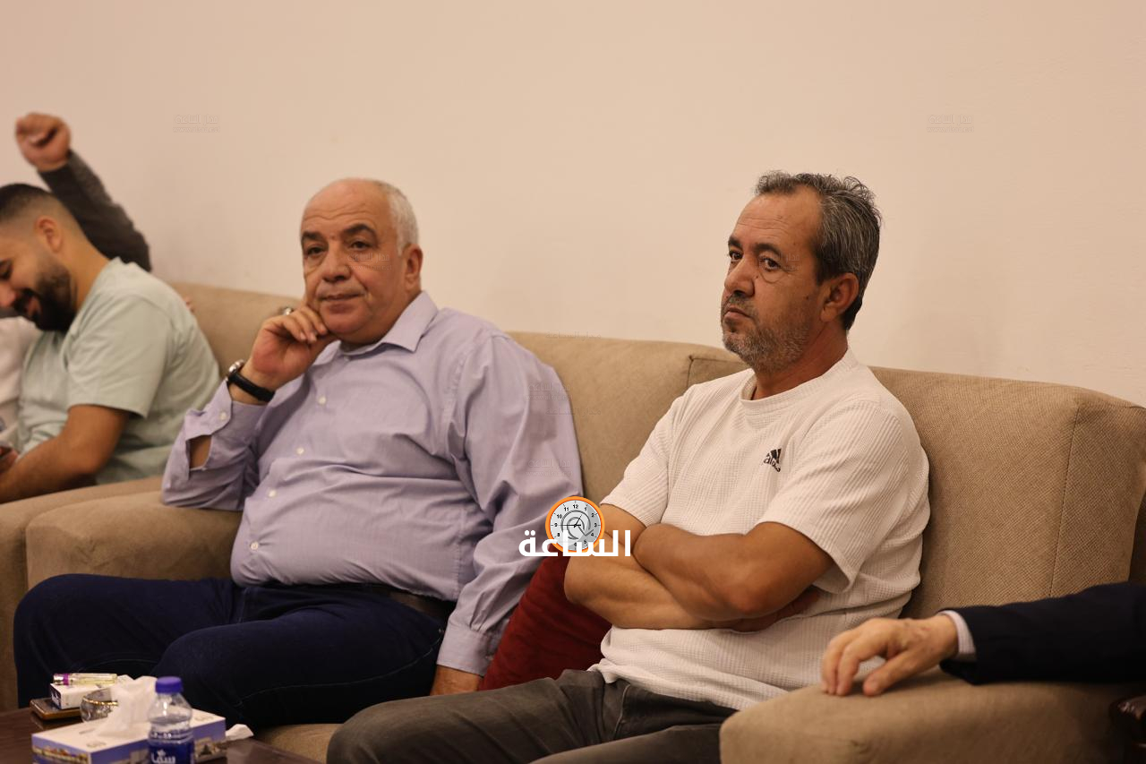Madar Al-Saa Images 0.7680891632715812