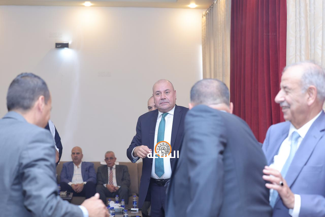 Madar Al-Saa Images 0.7795611434397306