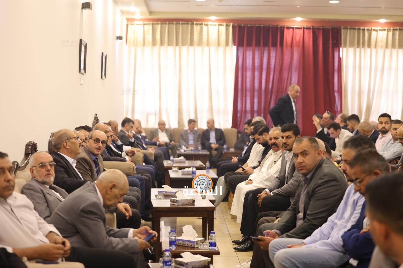 Madar Al-Saa Images 0.3452918361084656