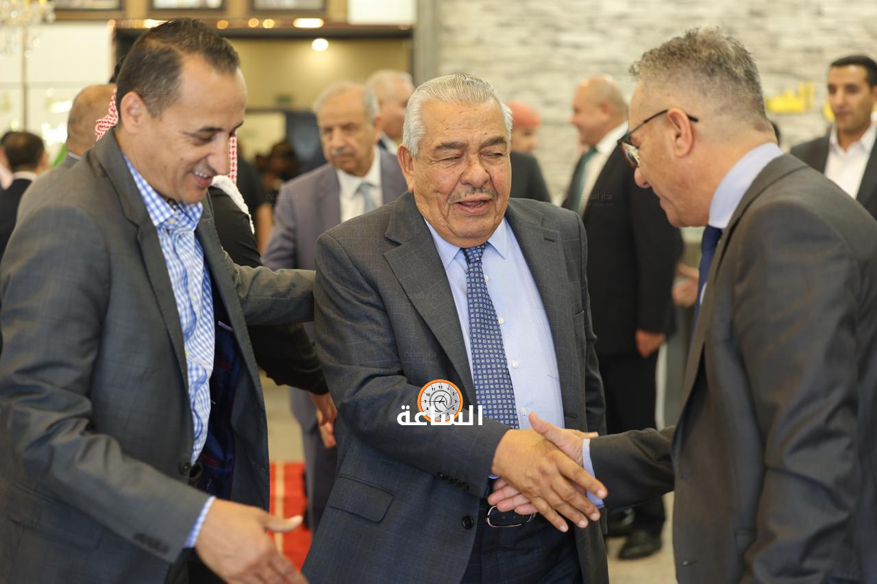 Madar Al-Saa Images 0.22648875345869435