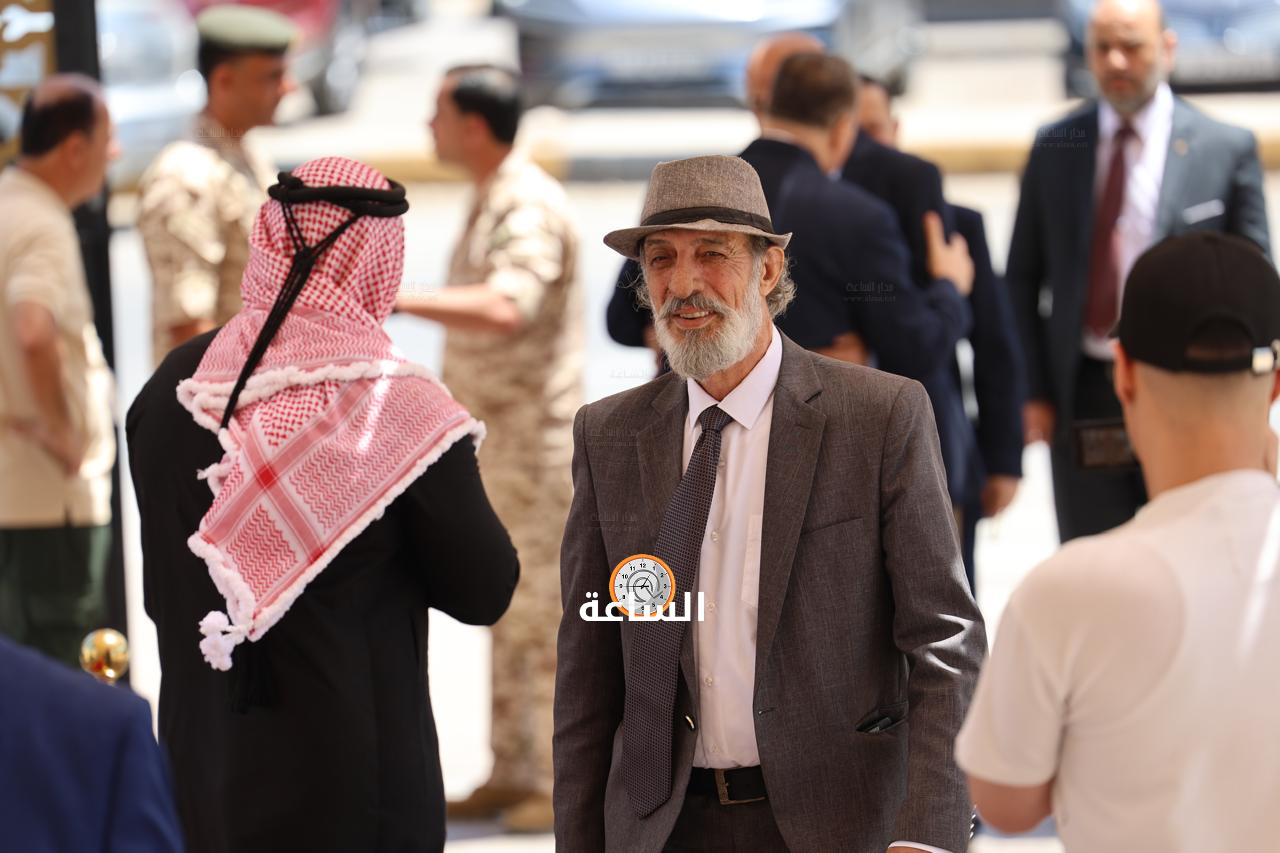 Madar Al-Saa Images 0.5765410158503367