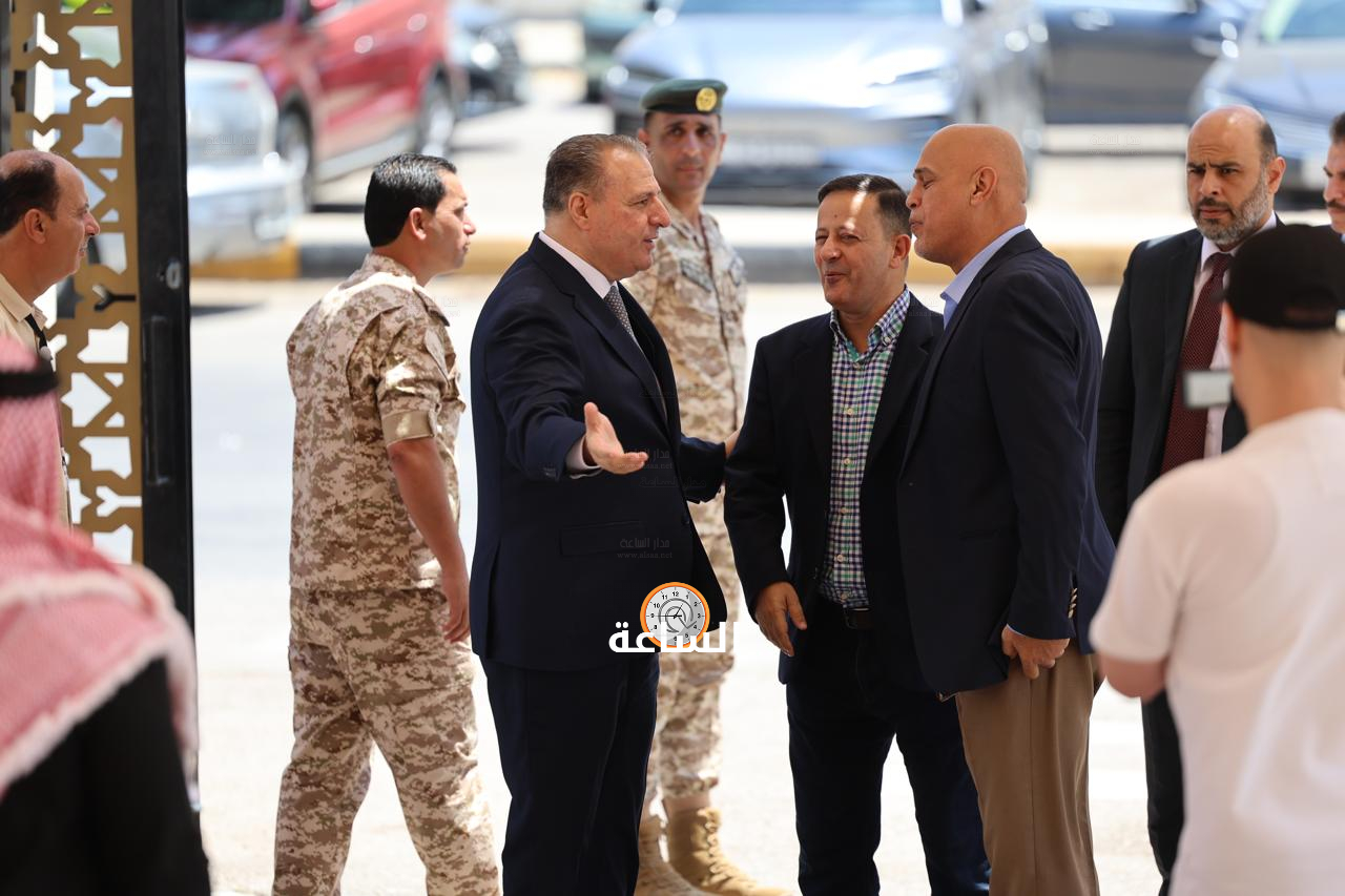 Madar Al-Saa Images 0.16160111170746272