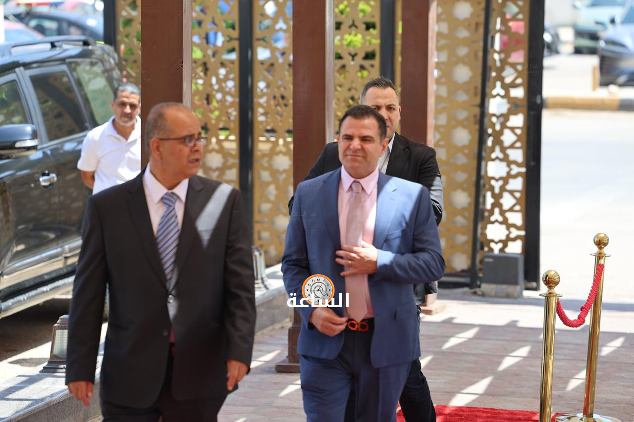 Madar Al-Saa Images 0.3984627710535096