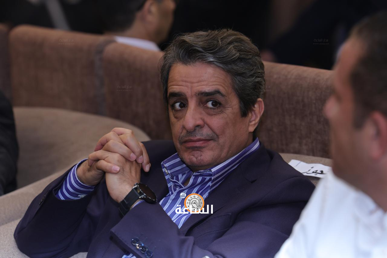 Madar Al-Saa Images 0.8998654770262445