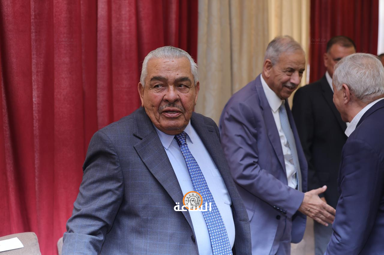 Madar Al-Saa Images 0.4532057921169381