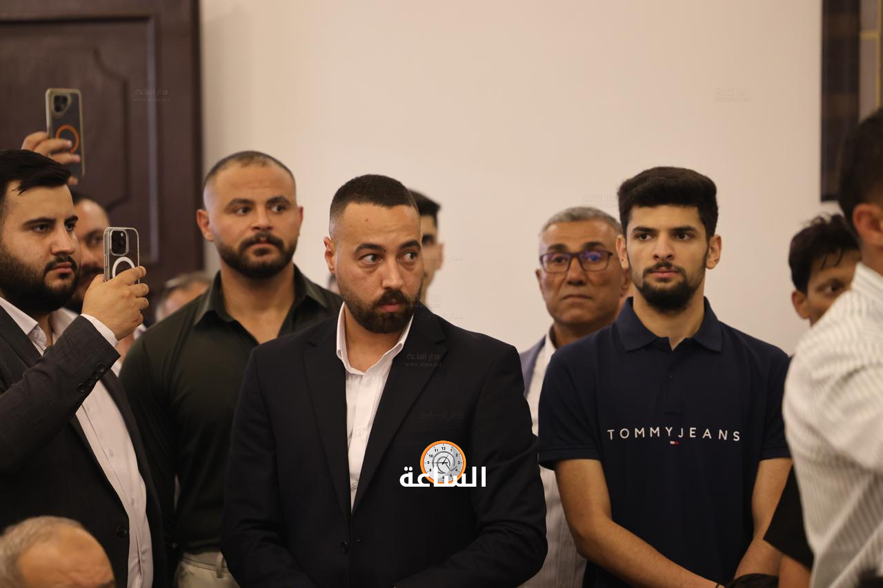 Madar Al-Saa Images 0.5776592475440635