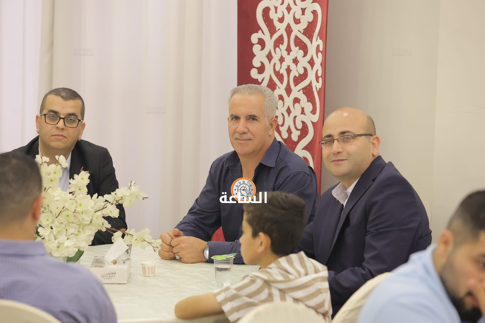 Madar Al-Saa Images 0.9916336443718348