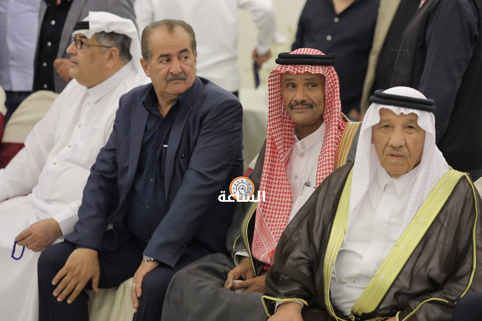 Madar Al-Saa Images 0.042199318596351953