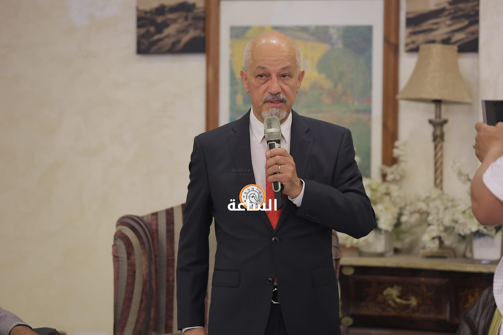 Madar Al-Saa Images 0.7813323658291331
