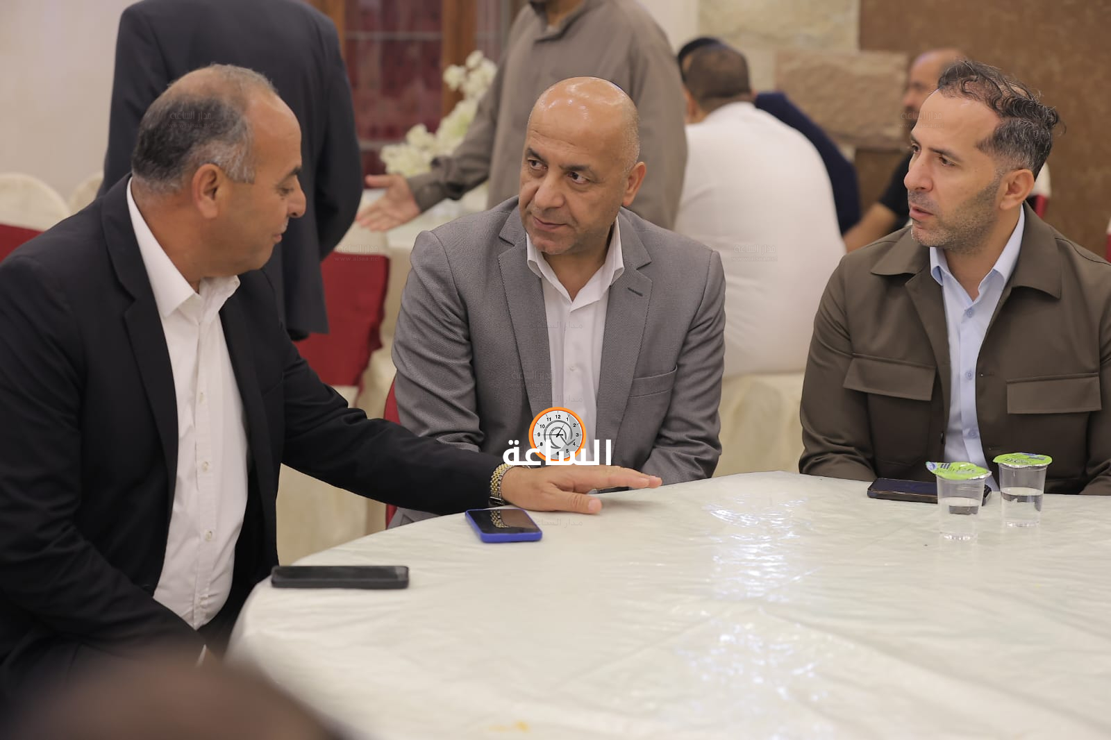 Madar Al-Saa Images 0.8821379871937834