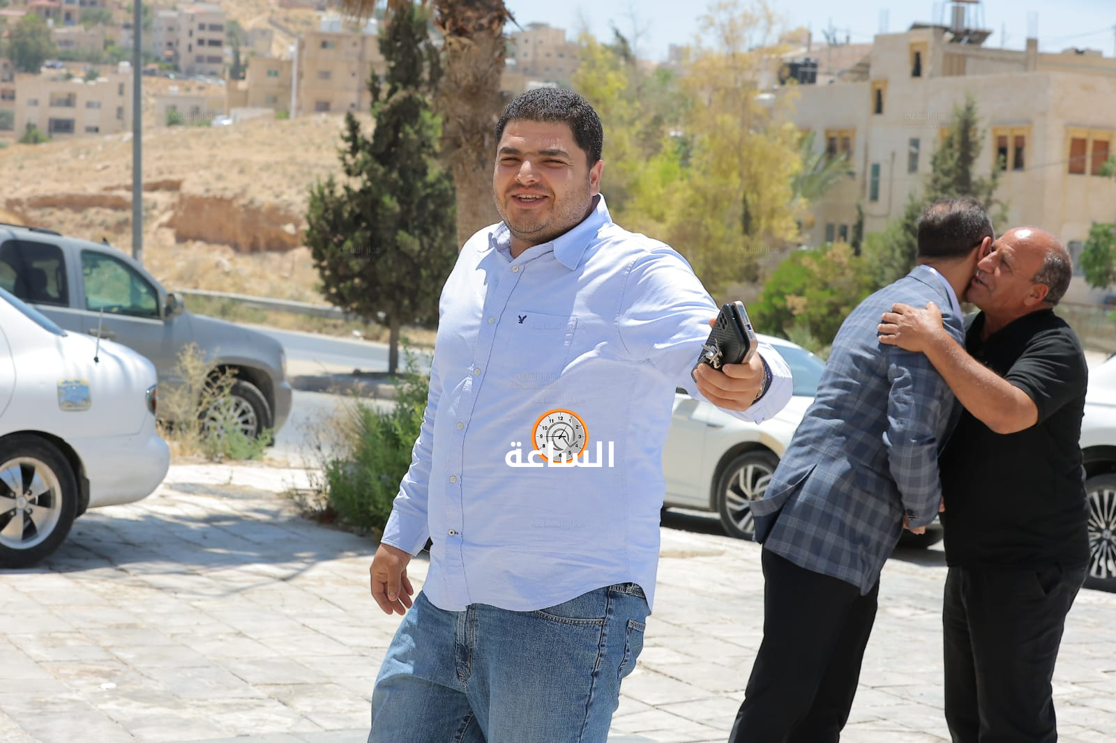 Madar Al-Saa Images 0.7221338815387811